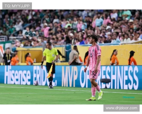 高位逼抢第一人:苏亚雷斯在压迫体系中的战术价值